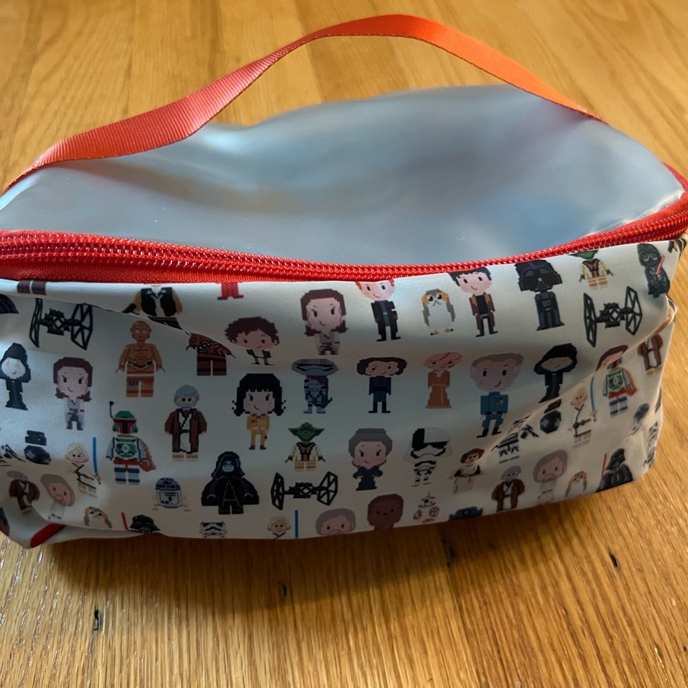 - Star Wars cosmetic tolietry Accessory Bag - Red and Gray